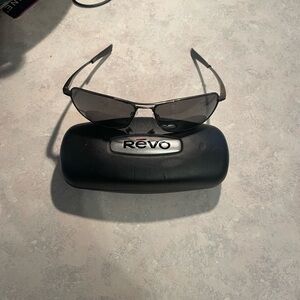 Revo Undercut Ti RE8001 Polarized Sunglasses